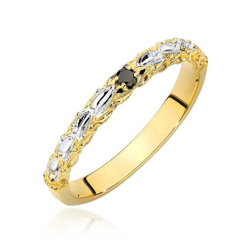 Złoty pierścionek z czarnym diamentem na zaręczyny